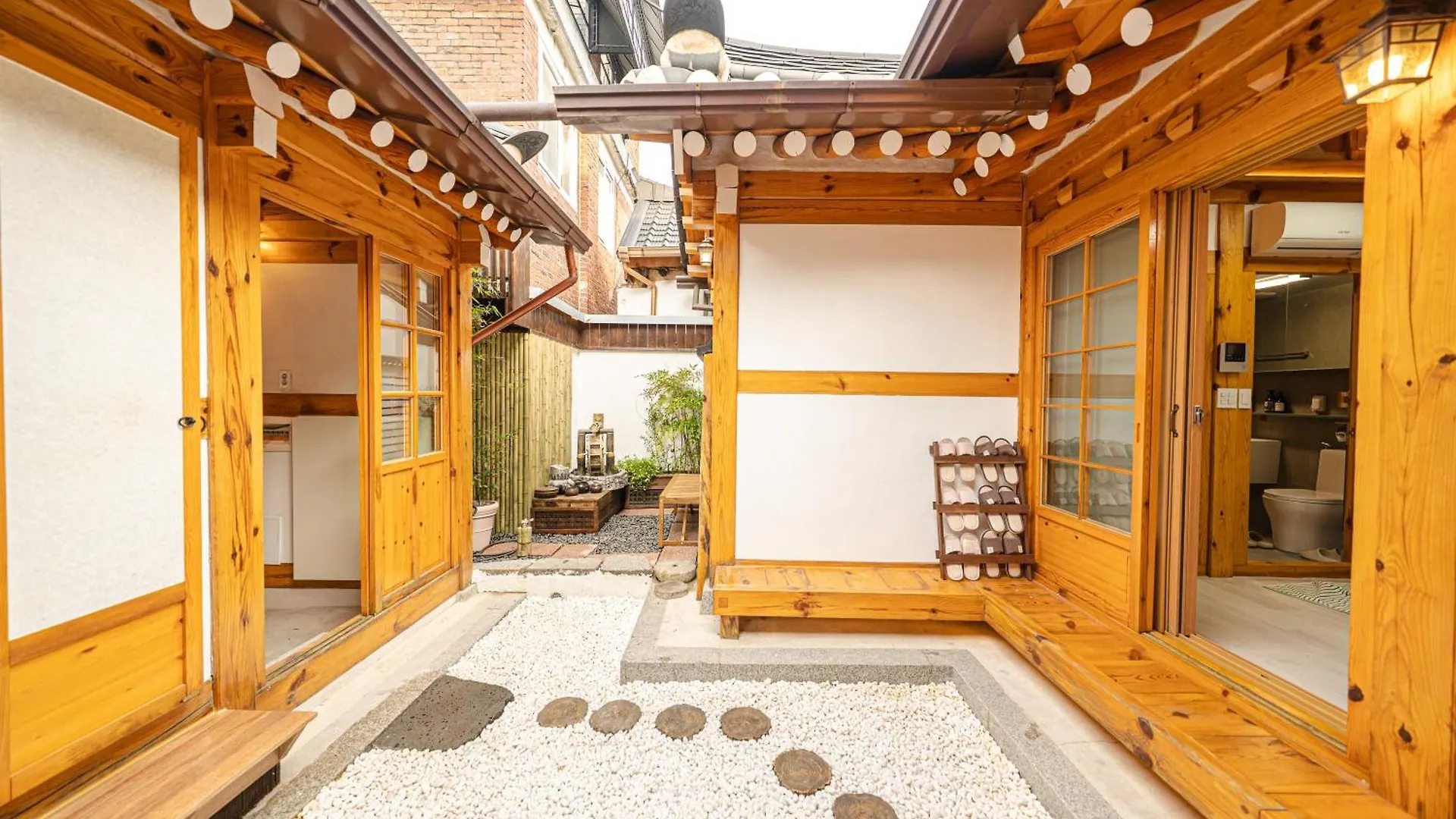 The Onda Premium Hanok Stay Near Gyeongbokgung Seoul 0*,  Sydkorea