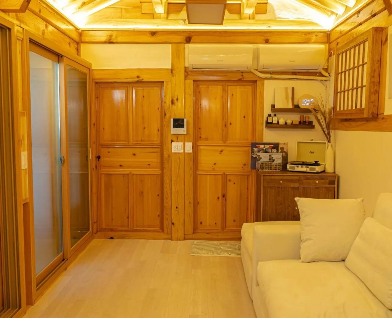 Apartment The Onda Premium Hanok Stay Near Gyeongbokgung Seoul