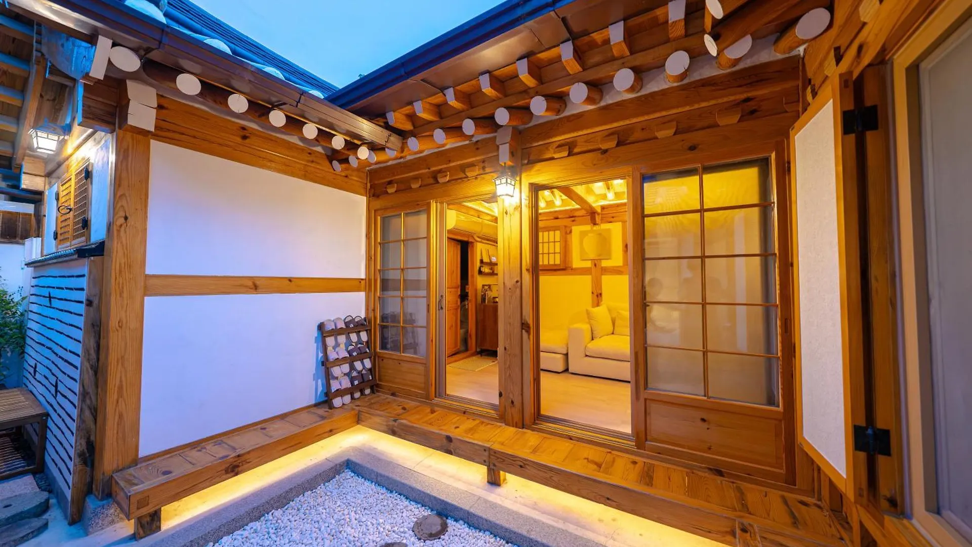 The Onda Premium Hanok Stay Near Gyeongbokgung Seoul Apartment